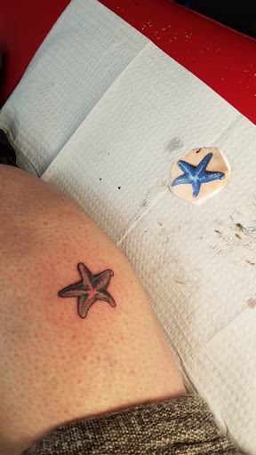 Tattoo Shop «Hot Rod Betties Tattoo», reviews and photos, 940 Edgewater St NW, Salem, OR 97304, USA