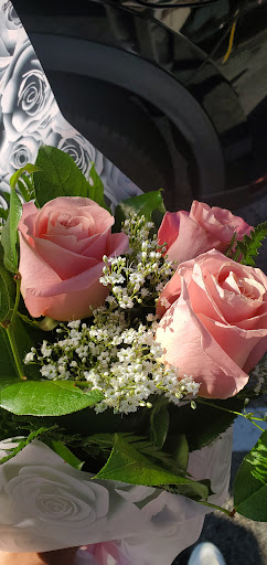 Florist «Ron & Alicia Robinson Florist», reviews and photos, 2110 Fullerton Rd, Rowland Heights, CA 91748, USA