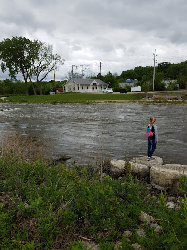 Canoe & Kayak Store «Yak Shack, LLC», reviews and photos, 301 E Hydraulic St, Yorkville, IL 60560, USA