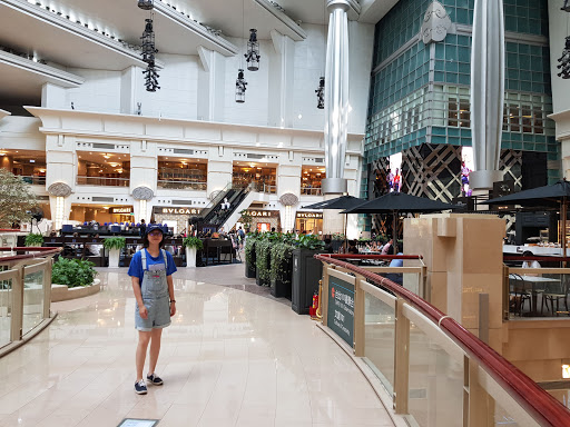 Shopping centres open on Sundays in Taipei