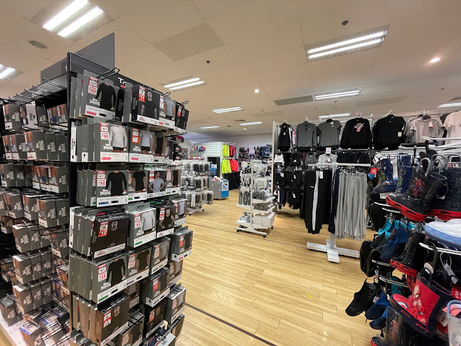 Reviews of (Connswater) Sports Direct in Belfast - Sporting goods store