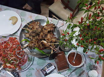 Yaşar Ustanin Kuzu Çevirme Restaurantı