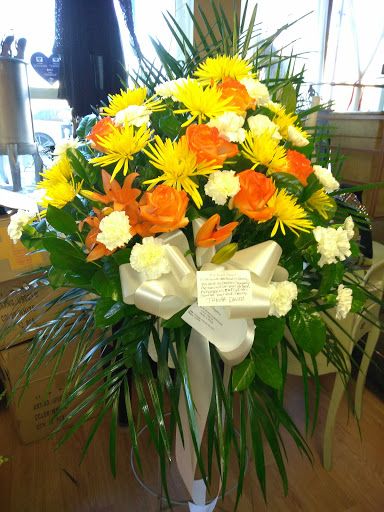 Florist «Plump Chicago Flower Shop», reviews and photos, 411 E Oakwood Blvd, Chicago, IL 60653, USA