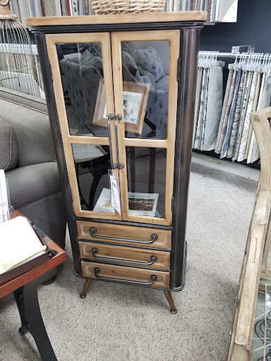 Furniture Store «Fenton Home Furnishings», reviews and photos, 1136 N Leroy St, Fenton, MI 48430, USA