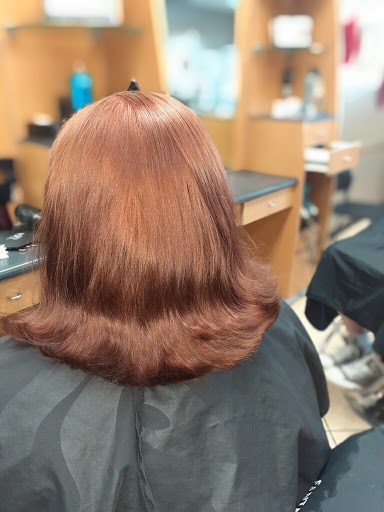 Hair Salon «Fantastic Sams Cut & Color», reviews and photos, 923 10th St, Floresville, TX 78114, USA