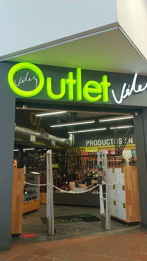 Vélez Outlet - Factory Unico - Cali