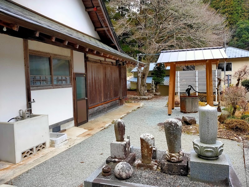 瀧野天冠山 白馬寺