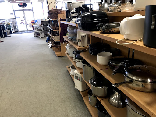 Thrift Store «Wonderland Thrift Shop», reviews and photos, 28 Portsmouth Ave, Stratham, NH 03885, USA