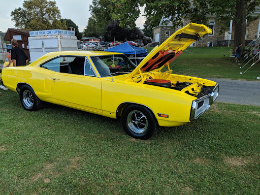 Auto Body Shop «Gerber Collision & Glass», reviews and photos, 153 PA-100, Fogelsville, PA 18051, USA