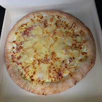 Plats et boissons du Pizzas à emporter Le roi de la pizza - distributeur à Wizernes - n°10