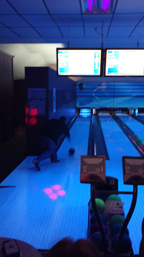 Bowling Alley «Air Lanes Bowling Center», reviews and photos, 4200 Fleur Dr, Des Moines, IA 50321, USA