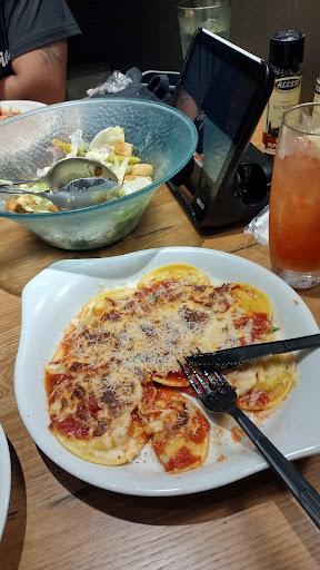 Shopping Mall «Bala Cynwyd Shopping Center», reviews and photos, 59 E City Ave, Bala Cynwyd, PA 19004, USA