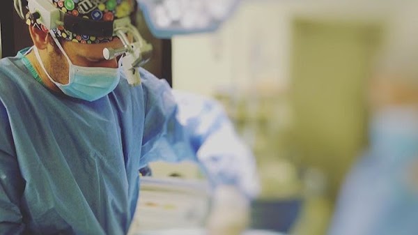 Dr García Paricio Cirujano plástico Barcelona