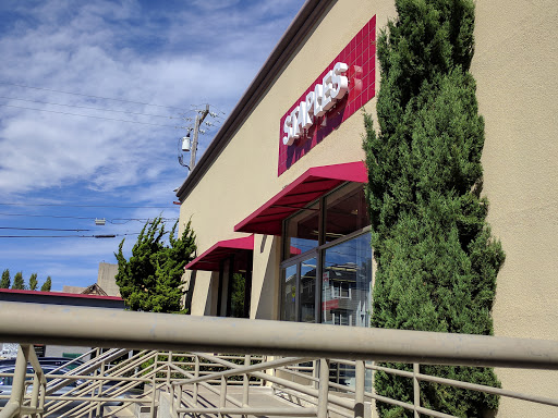 Office Supply Store «Staples», reviews and photos, 2352 Shattuck Ave, Berkeley, CA 94704, USA