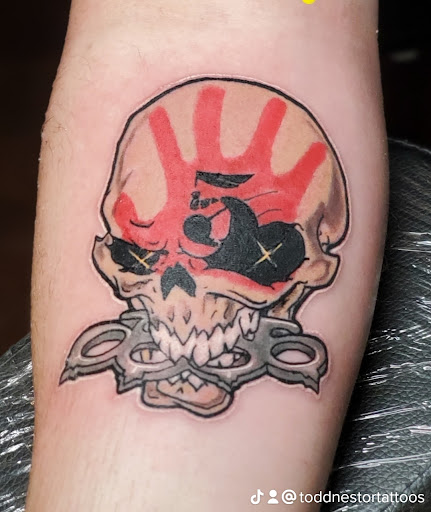 Explore queen crown tattoo ideas, creative tattoo ideas in Sandusky, available at Lake Erie Tattoo Emporium