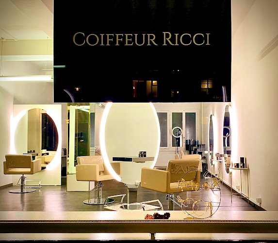 Rezensionen über Coiffeur Ricci in Zürich - Friseursalon