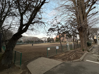 薬円台公園野球場