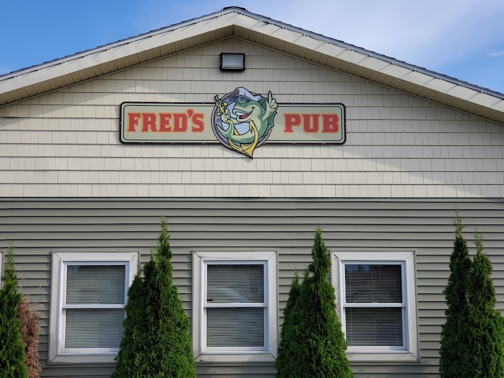 Fred's Pub 49781