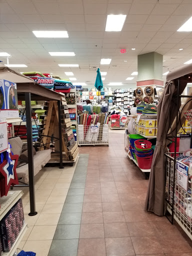 Home Goods Store «Christmas Tree Shops», reviews and photos, 17151 Cole Rd, Hagerstown, MD 21740, USA