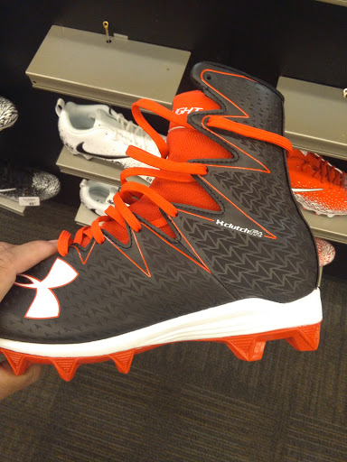 Sporting Goods Store «Academy Sports + Outdoors», reviews and photos, 210 N New Rd, Waco, TX 76710, USA