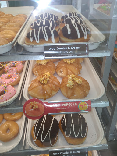 Donut Shop «Krispy Kreme South Charleston», reviews and photos, 42 Riverwalk Plaza McCorkle Ave, South Charleston, WV 25303, USA