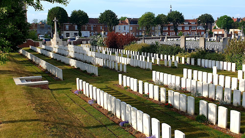 Merville British Cemetery à Merville