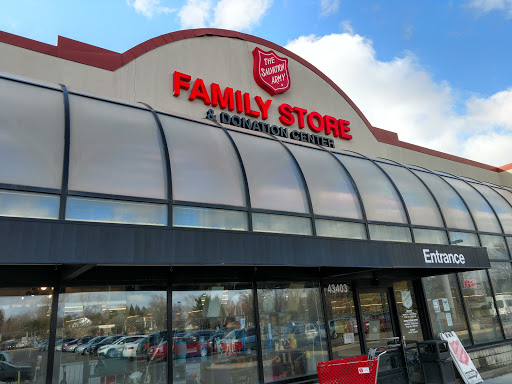 Thrift Store «The Salvation Army Family Store & Donation Center», reviews and photos