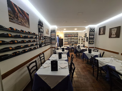 Dock Café Restaurant - Via dei Mille, 15, 96100 Siracusa SR, Italy