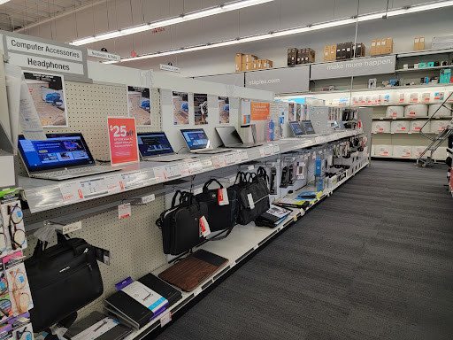 Office Supply Store «Staples», reviews and photos, 1270 N Wickham Rd #13, Melbourne, FL 32935, USA