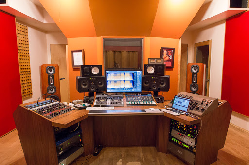 The Sound Design Mastering Studio : NYC Mastering Engineer Tim Boyce
