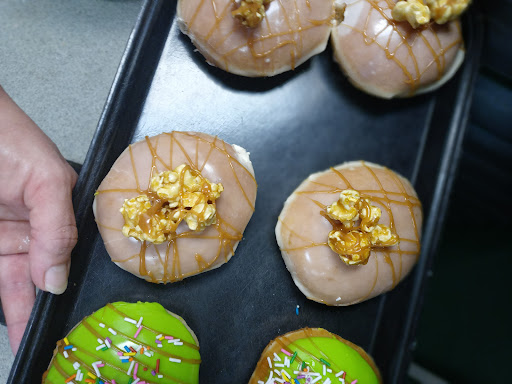 Bakery «Krispy Kreme Doughnuts», reviews and photos, 3860 S Campbell Ave, Springfield, MO 65807, USA