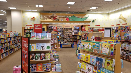 Book Store «Barnes & Noble», reviews and photos, 300 Neshaminy Mall, Bensalem, PA 19020, USA