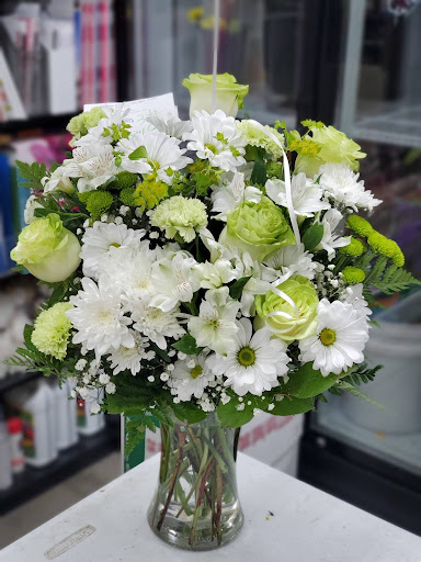 Gift Shop «Corona Florist», reviews and photos, 1258 Border Ave, Corona, CA 92882, USA