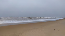Zdjęcie Kumundavanipeta Beach z proste i długie