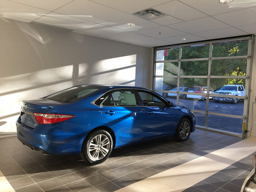 Car Dealer «Vanderstyne Toyota», reviews and photos, 4374 W Ridge Rd, Rochester, NY 14626, USA