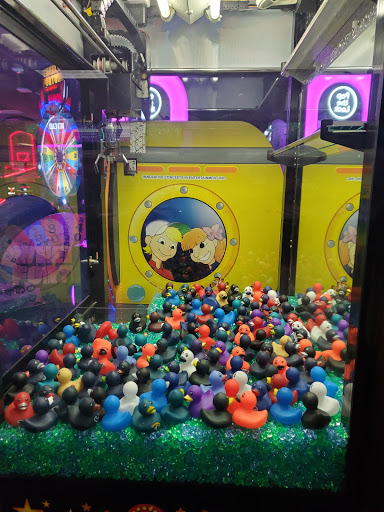 Bowling Alley «Brunswick Zone Glendale Heights», reviews and photos, 558 North Ave, Glendale Heights, IL 60139, USA