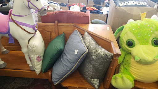 Thrift Store «Bnai Tzedukah Thrift Store», reviews and photos, 203 Sheridan Blvd, Inwood, NY 11096, USA