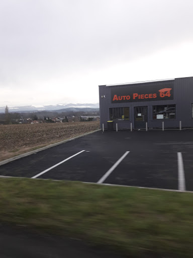 Auto Pieces 64 Nousty