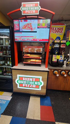 Convenience Store «Stop N Go», reviews and photos, 141 W McMillan St, Cincinnati, OH 45219, USA