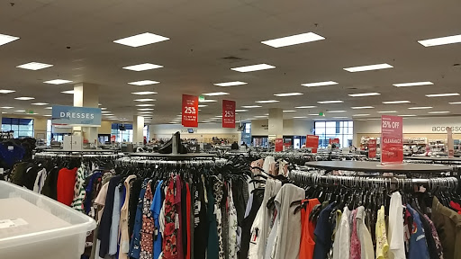 Department Store «Nordstrom Rack Belmar», reviews and photos, 393 S Vance St, Lakewood, CO 80226, USA