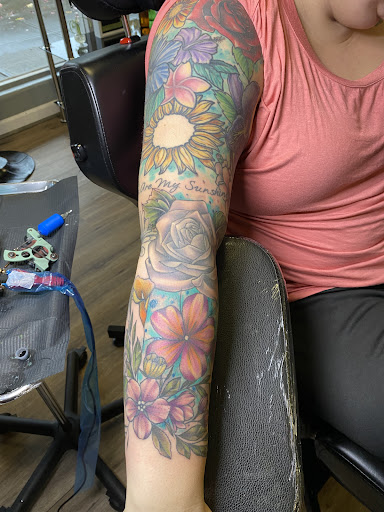 Explore animal tattoo ideas for guys, creative tattoo ideas in Centralia, available at Cosmic Tattoo