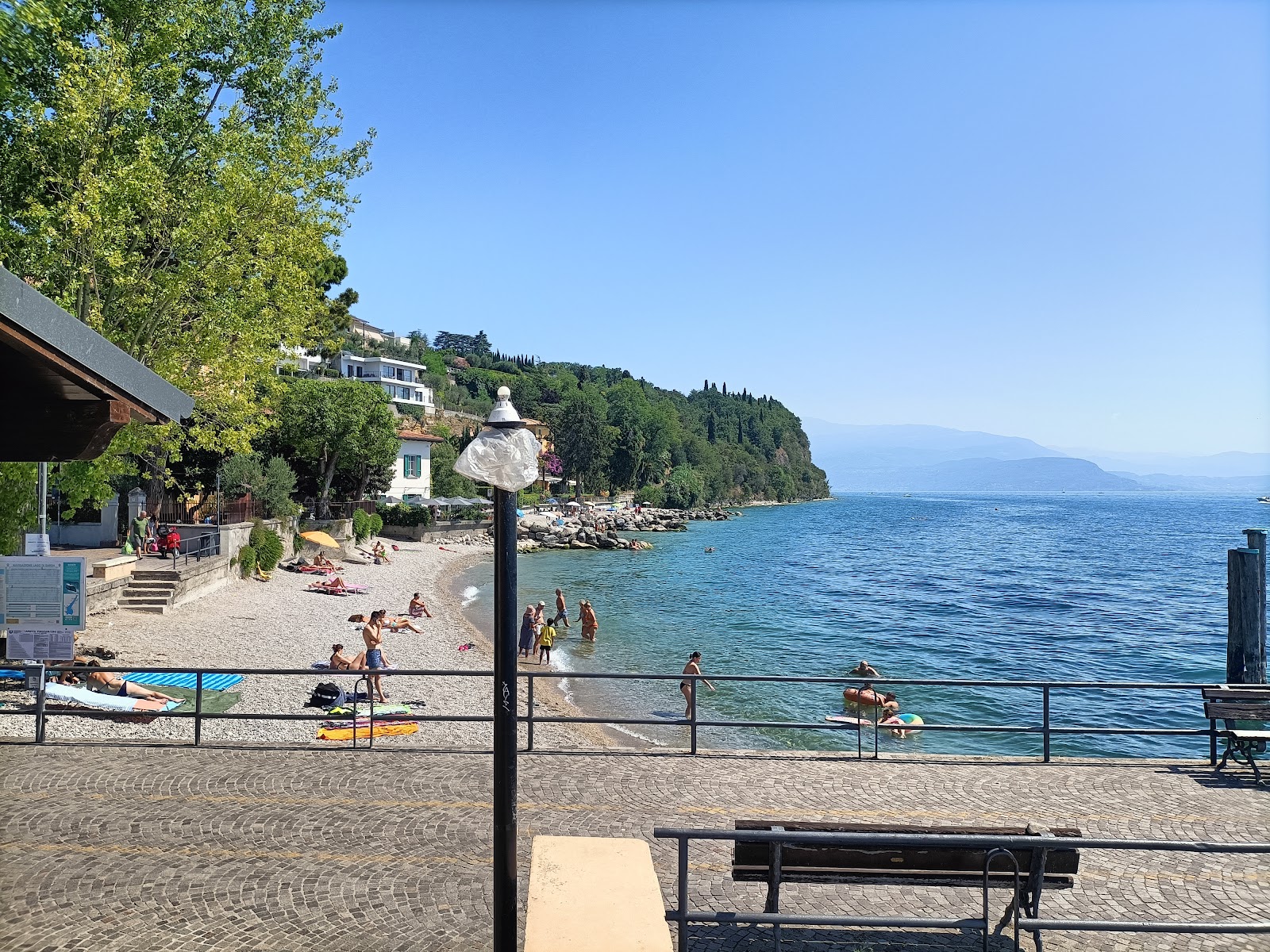 Dusano Beach'in fotoğrafı çok temiz temizlik seviyesi ile