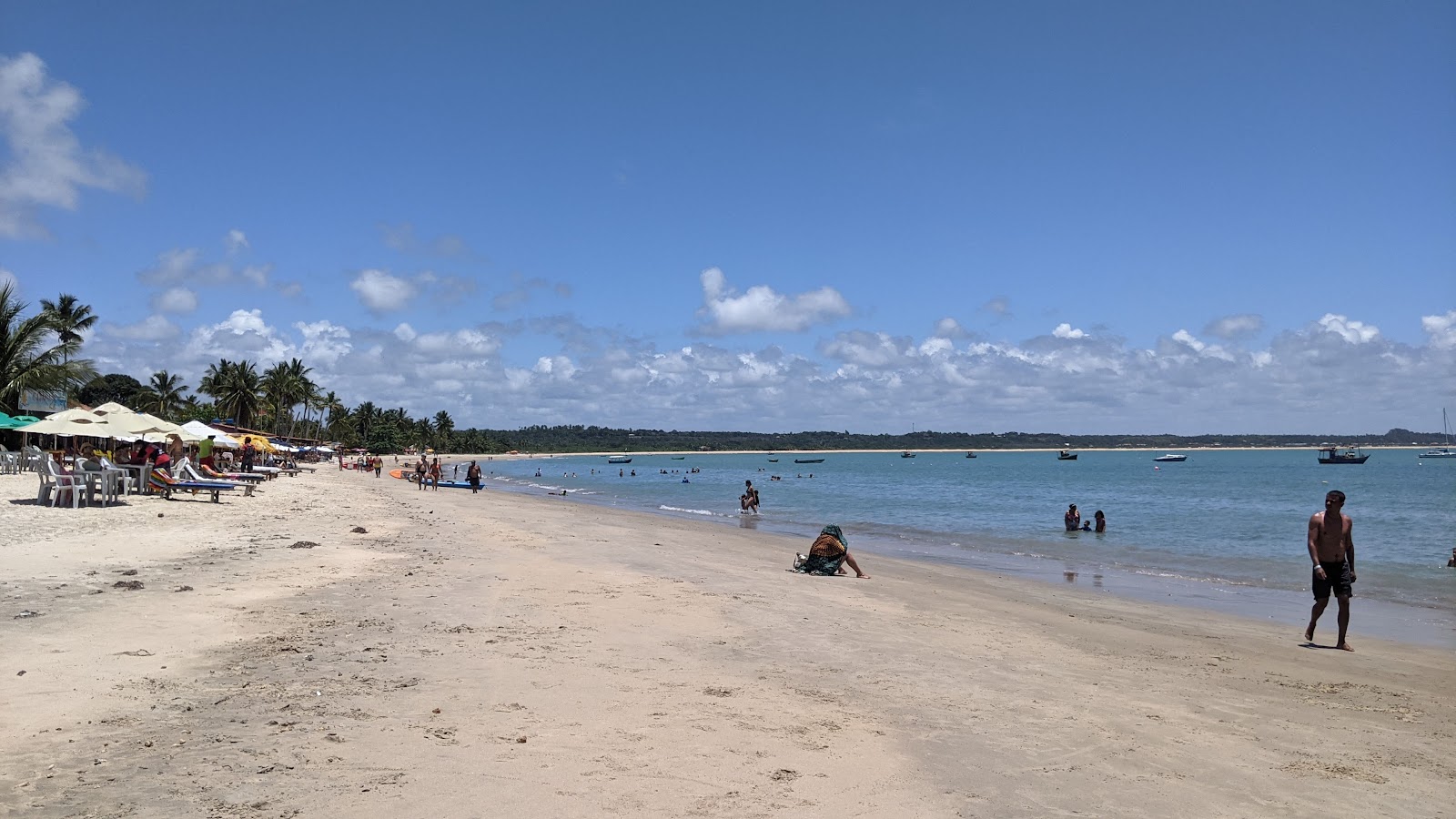 Valokuva Praia de Coroa Vermelhaista. sisältäen pitkä suora