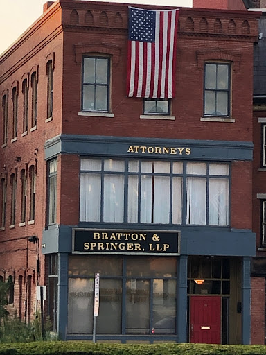 Attorney «Bratton & Springer», reviews and photos