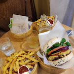 Photo n° 2 de l'avis de Maxime. fait le 08/02/2024 à 15:48 pour Shiso Burger Saint Michel à Paris