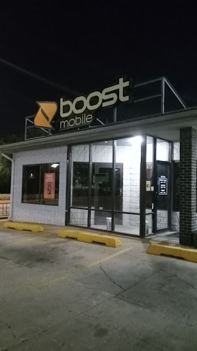 Telecommunications Service Provider «Boost Mobile Premier Store», reviews and photos, 2600 W Broadway, Council Bluffs, IA 51501, USA