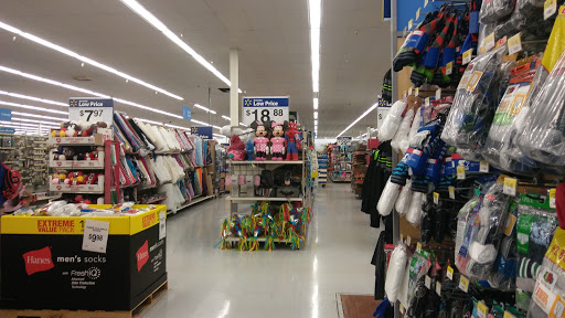 Department Store «Walmart Supercenter», reviews and photos, 2602 James L Redman Pkwy, Plant City, FL 33566, USA