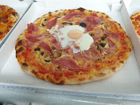 Plats et boissons du Pizzas à emporter Pizza Italia à Saint-Galmier - n°4