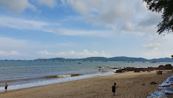 Photo de Black Rock Beach avec rivage droit, long