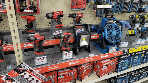 Hardware Store «Harbor Freight Tools», reviews and photos, 10765 Magnolia Ave #100, Riverside, CA 92505, USA
